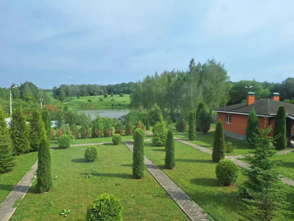 Дом в Тульская область, Тула городской округ, д. Барыбинка  (225 м) - Фото 0