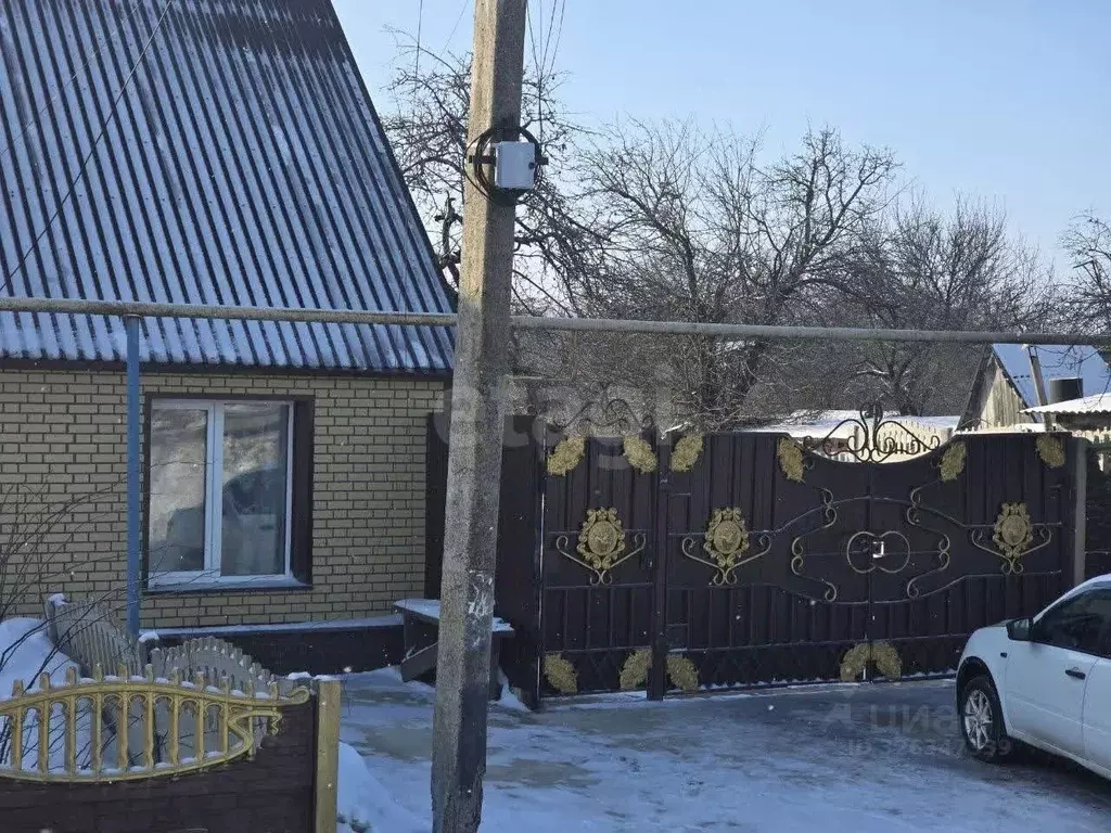 Дом в Курская область, Фатежский район, с. Большое Жирово 36 (96 м) - Фото 1