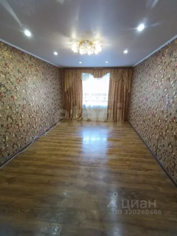 3-к кв. Владимирская область, Гусь-Хрустальный ул. Маяковского, 6 ... - Фото 0
