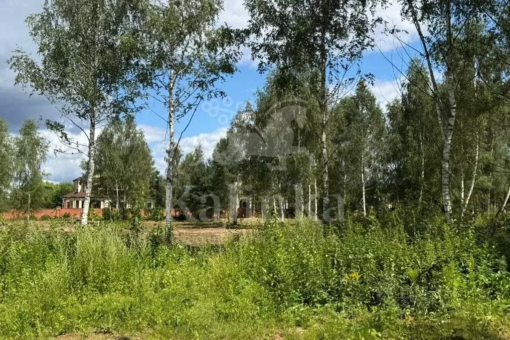 Участок в Московская область, Красногорск городской округ, д. ... - Фото 1