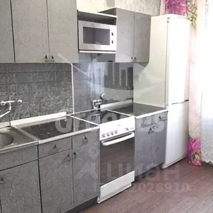 2-к кв. Иркутская область, Иркутск Депутатская ул., 81 (50.0 м) - Фото 1