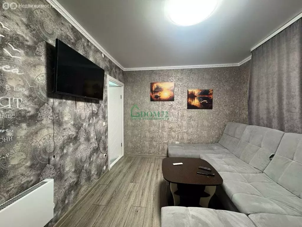 2-комнатная квартира: Тобольск, 15-й микрорайон, 28 (60 м) - Фото 2