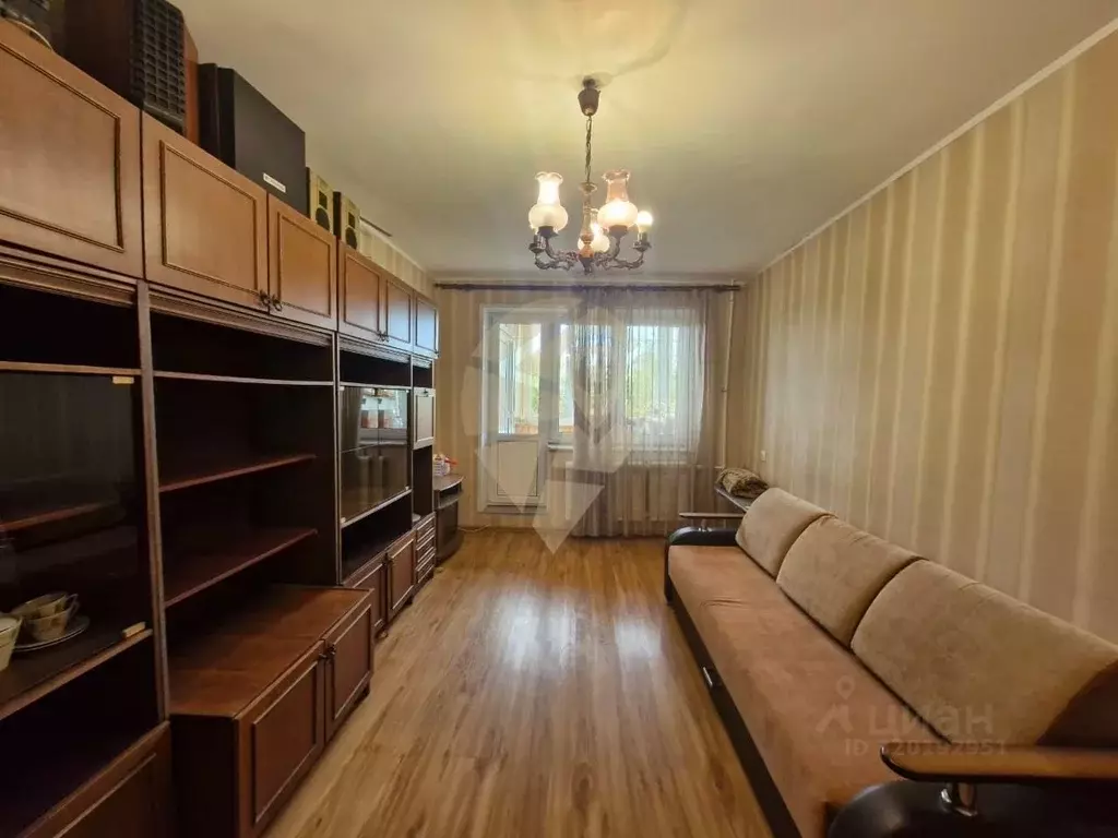3-к кв. Белгородская область, Старый Оскол ул. Мичурина, 4Б (72.59 м) - Фото 1