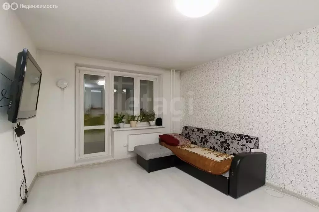 1-комнатная квартира: Тюмень, улица Павла Шарова, 9 (37.3 м) - Фото 2