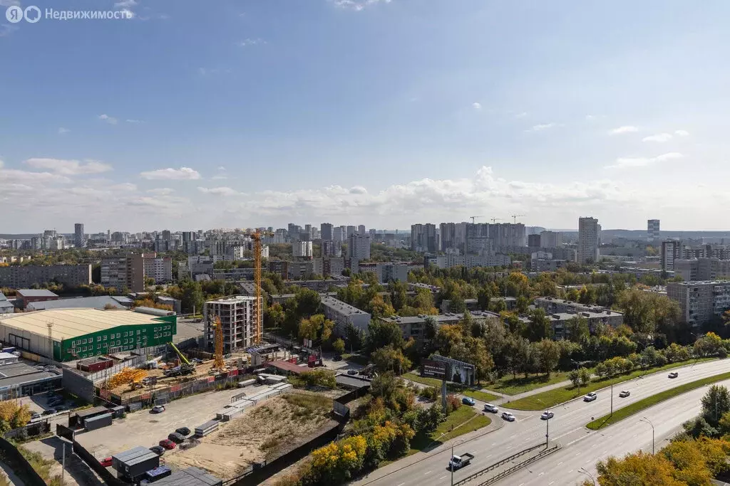 1-комнатная квартира: Екатеринбург, Черкасская улица, 5к2 (40.84 м) - Фото 1