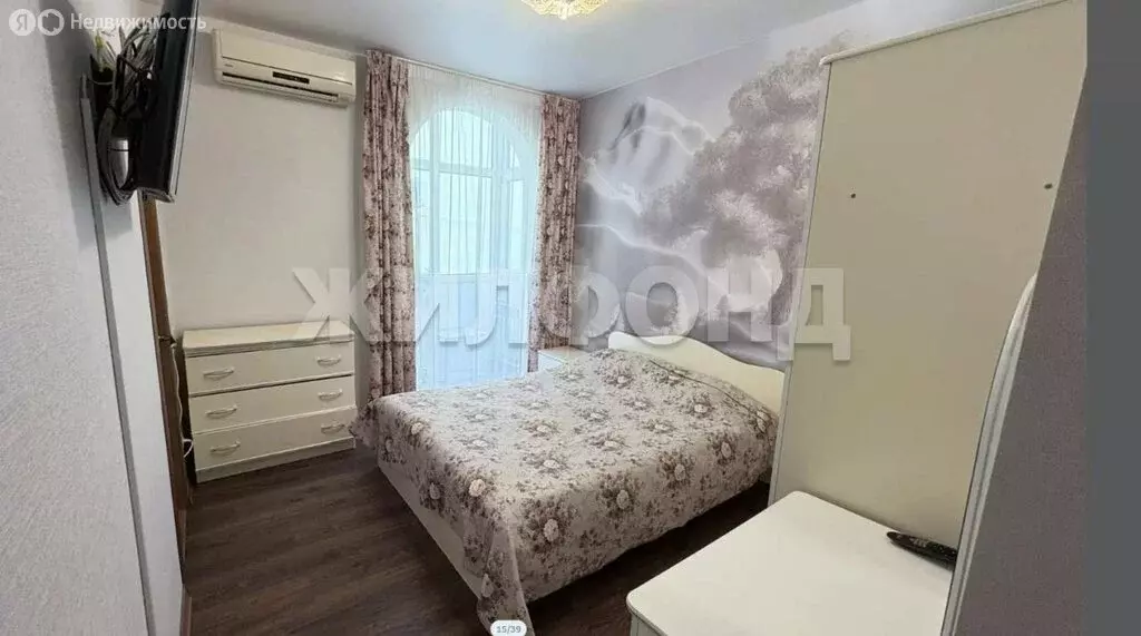 4-комнатная квартира: Адлер, Лазурная улица, 2/1 (81 м) - Фото 2