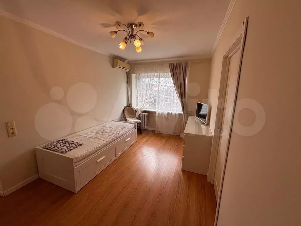1-к. квартира, 42 м, 3/5 эт. - Фото 1