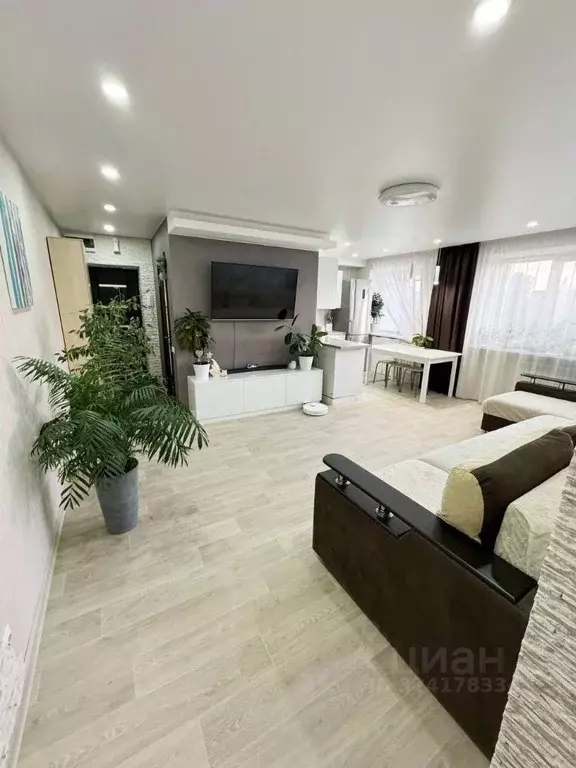 3-к кв. Волгоградская область, Волгоград Профсоюзная ул., 19 (54.6 м) - Фото 1