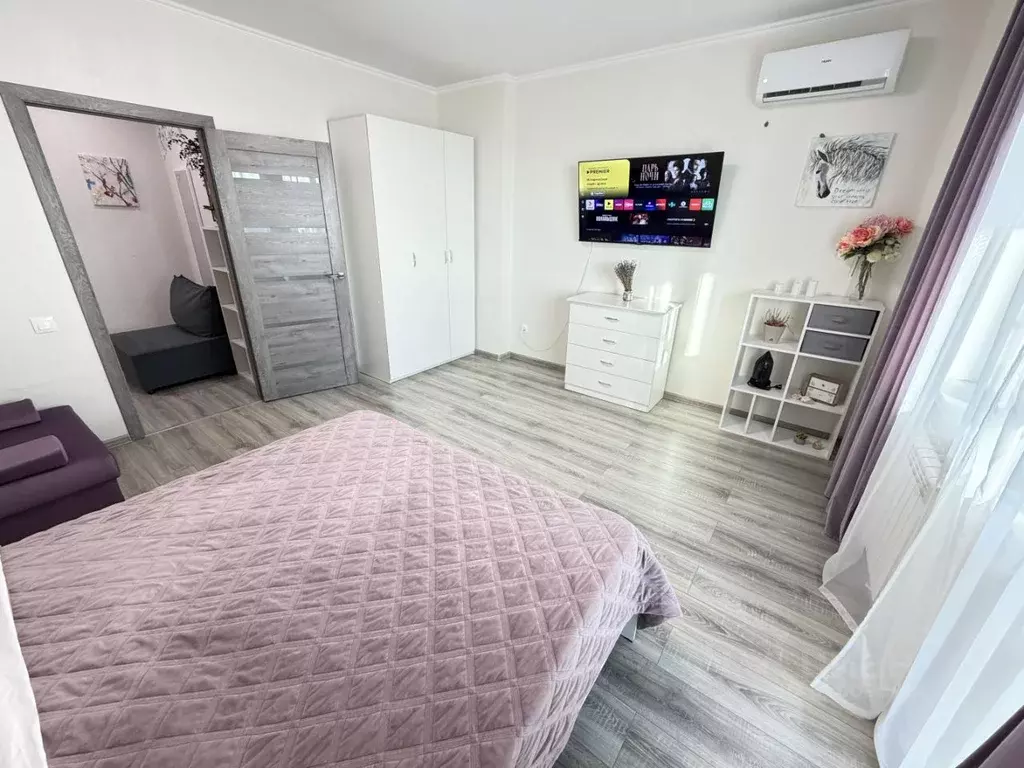 1-к кв. Тюменская область, Тюмень ул. Мельникайте, 34 (55.0 м) - Фото 2