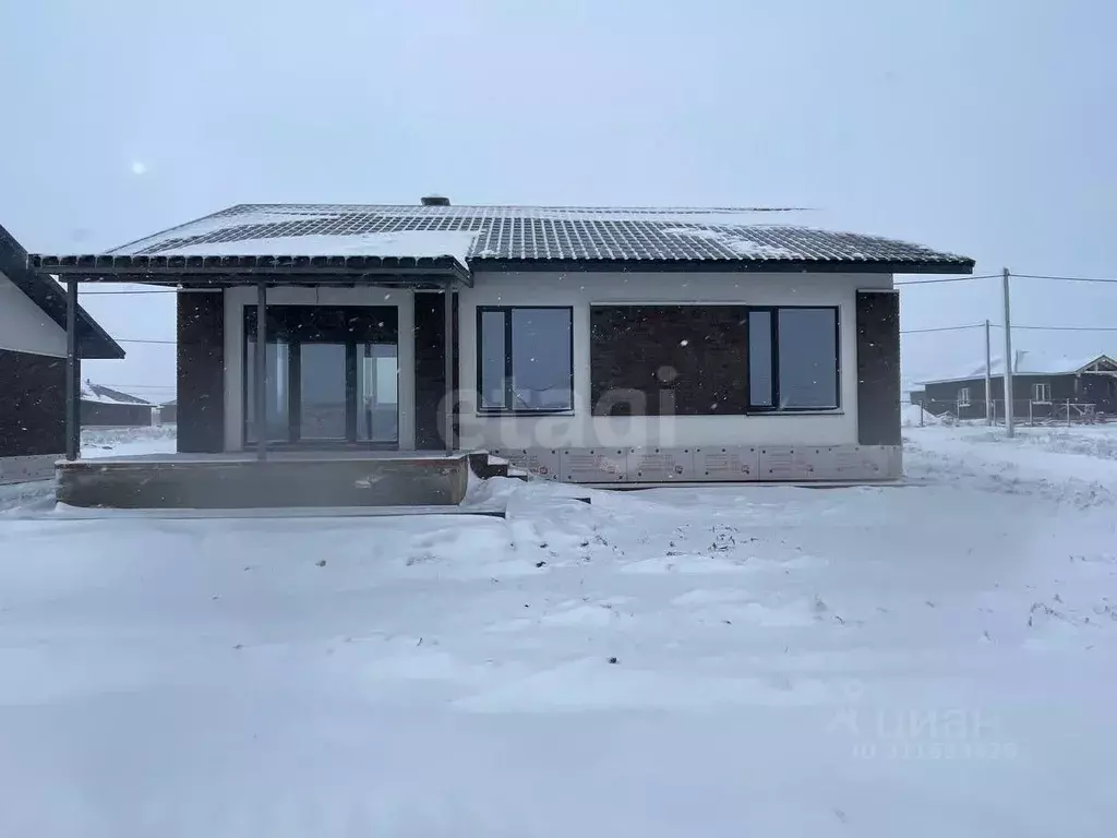 Дом в Оренбургская область, Оренбургский район, с. Благословенка 13 ... - Фото 0