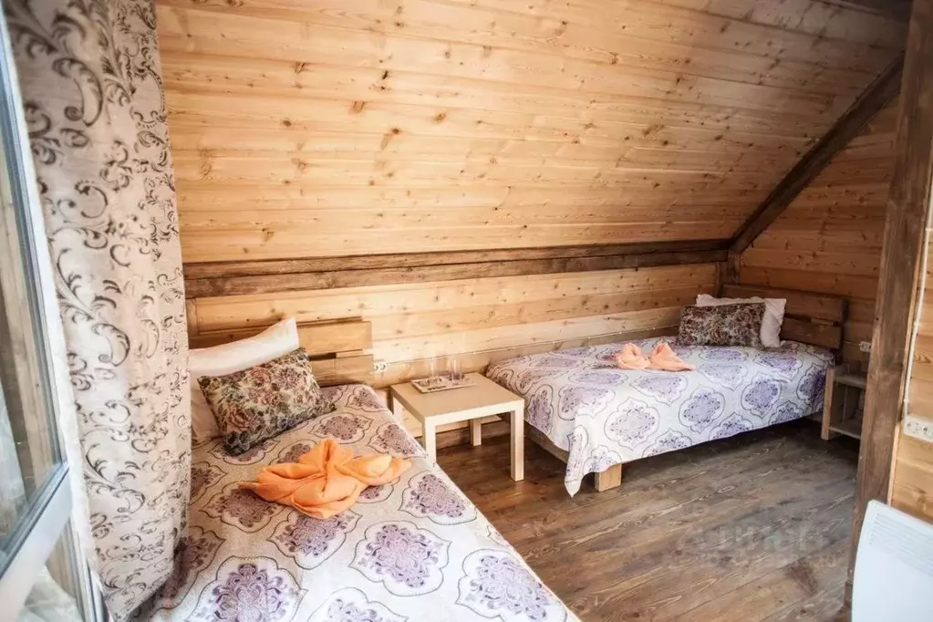 Комната Алтай, Чемальский район, Узнезинское с/пос, с. Узнезя  (16.0 ... - Фото 1