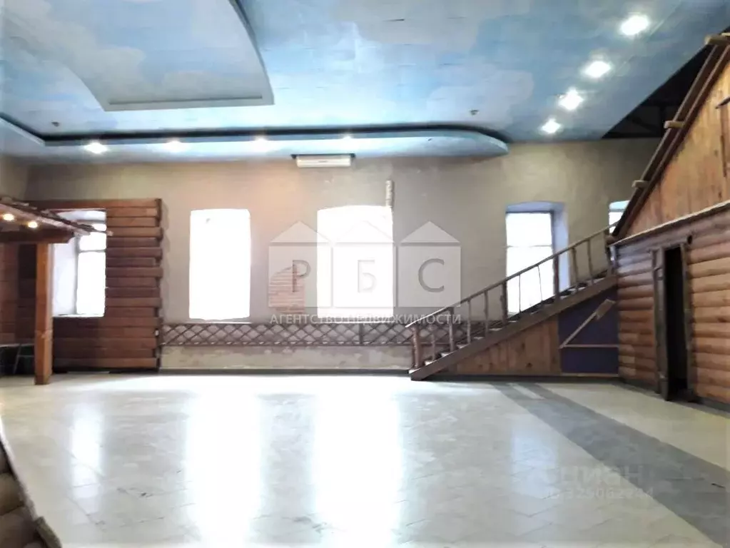 Помещение свободного назначения в Саратовская область, Энгельс ул. ... - Фото 2