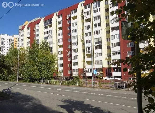 3-комнатная квартира: Тюмень, микрорайон Мыс, Судоремонтная улица, 28 ... - Фото 2