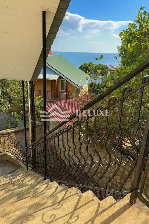 Дом в Крым, Ялта муниципальный округ, Парковое пгт  (217 м) - Фото 1