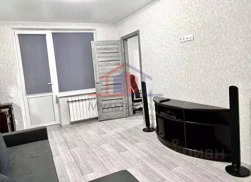 1-к кв. Белгородская область, Старый Оскол Рудничный мкр, 13 (38.0 м) - Фото 1