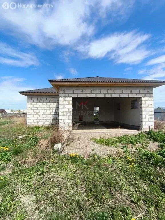 Дом в село Калинино, Зелёная улица (150 м) - Фото 2