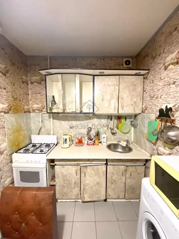 Комната 12 м в 2-к., 2/9 эт. - Фото 0