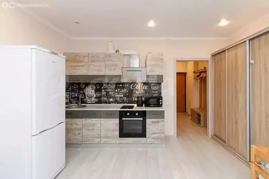 Квартира-студия: Тюмень, Таврическая улица, 9к1 (34 м) - Фото 2