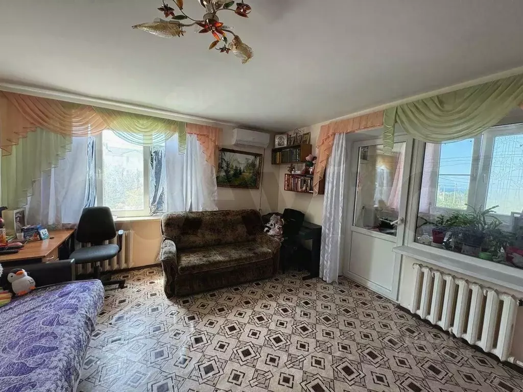 1-к кв. Севастополь ул. Генерала Мельника, 1 (47.0 м) - Фото 0