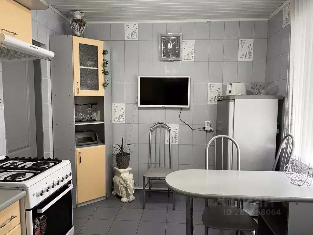 Дом в Краснодарский край, Ейск ул. Мира, 235 (78 м) - Фото 2