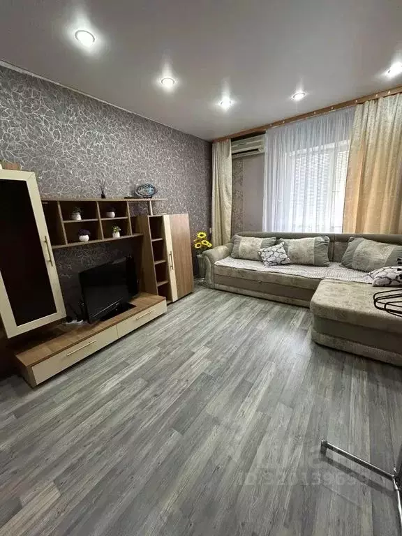 2-к кв. Краснодарский край, Туапсе ул. Максима Горького, 3 (45.0 м) - Фото 0