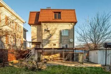 Дом в Краснодарский край, Геленджик ул. Сипягина, 9 (130 м) - Фото 0