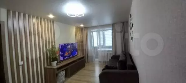 2-к. квартира, 45 м, 5/5 эт. - Фото 0
