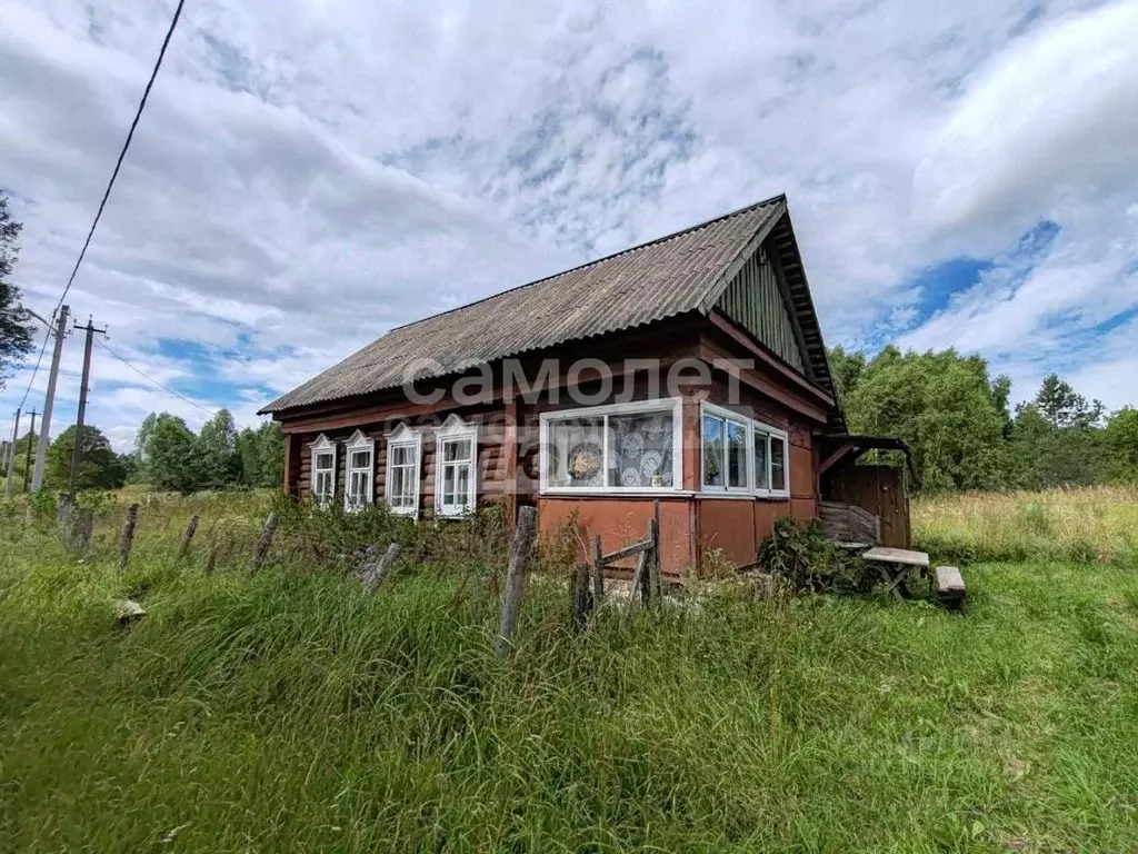 Дом в Калужская область, Дзержинский район, Сени с/пос, д. Девятилово ... - Фото 0