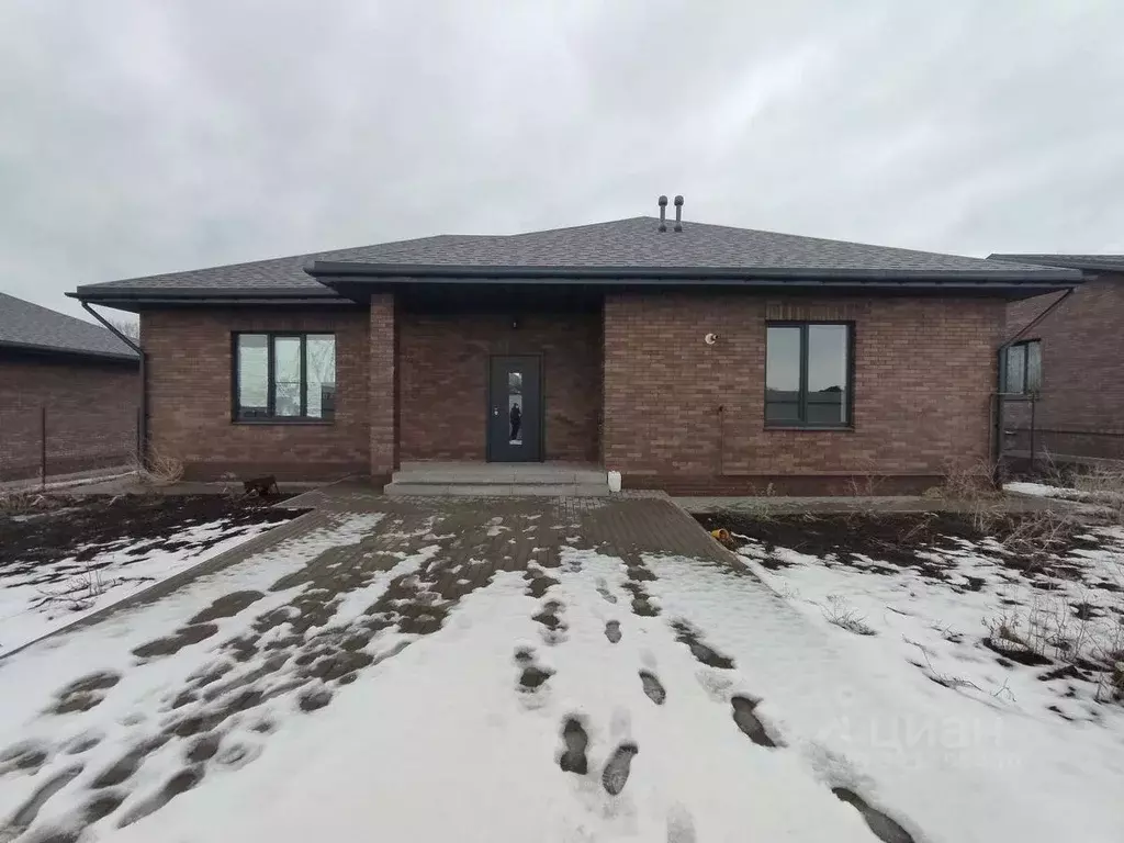 Дом в Белгородская область, Белгородский район, Разумное рп ул. ... - Фото 1