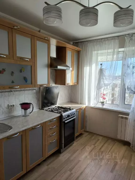 3-к кв. Омская область, Омск Заозерная ул., 15/2 (63.8 м) - Фото 0