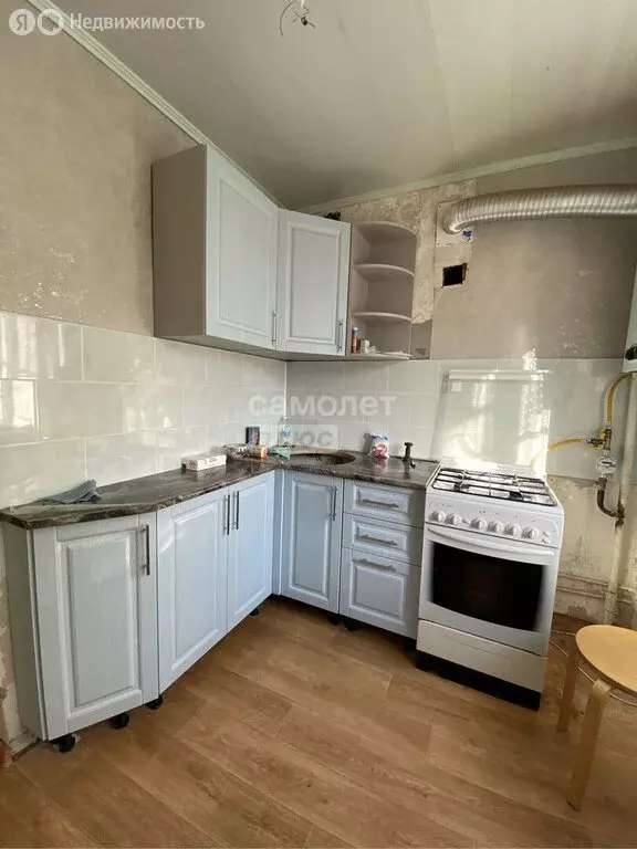3-комнатная квартира: Орёл, улица Спивака, 16 (62.3 м) - Фото 0