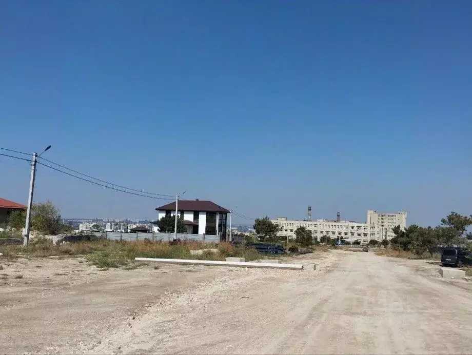 Участок в Крым, Симферополь ул. Героев Севастополя (6.0 сот.) - Фото 1