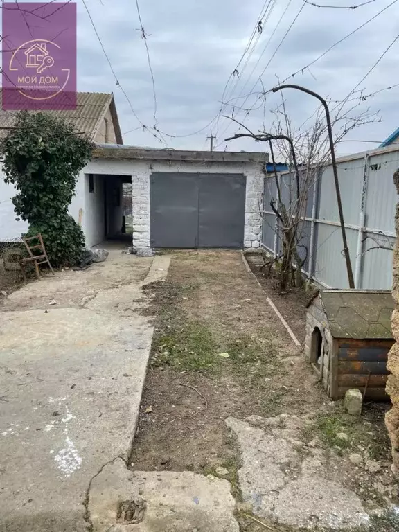 Дом в Крым, Черноморский район, Далековское с/пос, с. Зоряное ул. ... - Фото 2