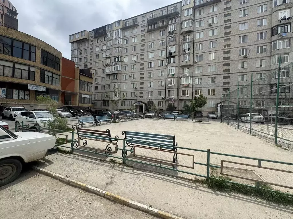 2-к. квартира, 55 м, 1/9 эт. - Фото 1