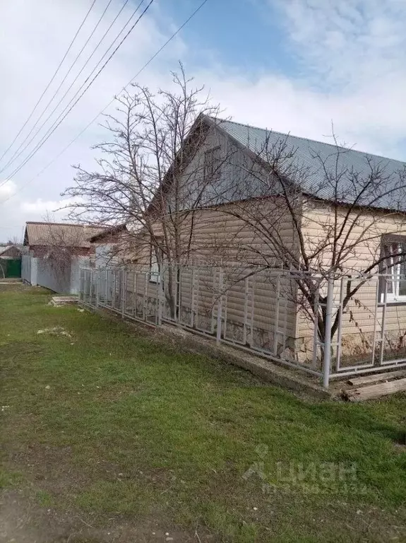 Дом в Саратовская область, Красноармейск Московская ул. (70 м) - Фото 2