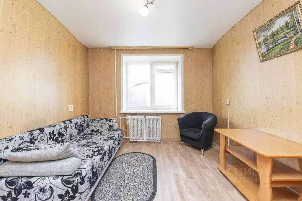 Комната Тюменская область, Тюмень ул. Республики, 218 (12.7 м) - Фото 1