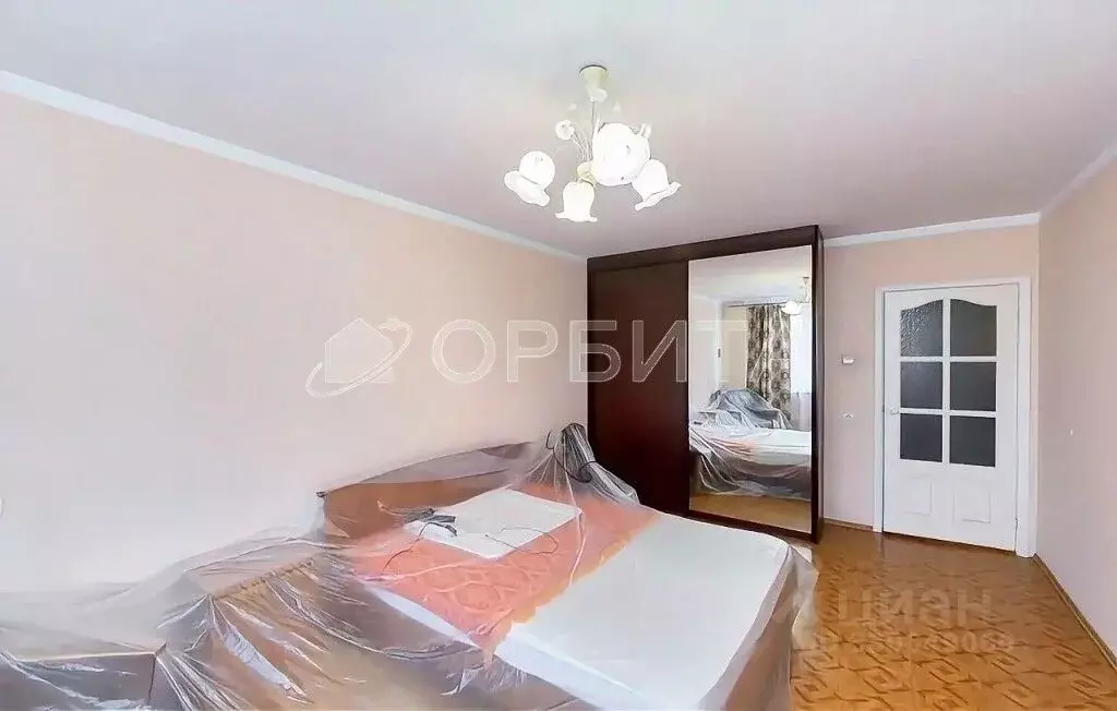 3-к кв. Тюменская область, Тюмень 6-й мкр, проезд 9 Мая, 7 (92.9 м) - Фото 1