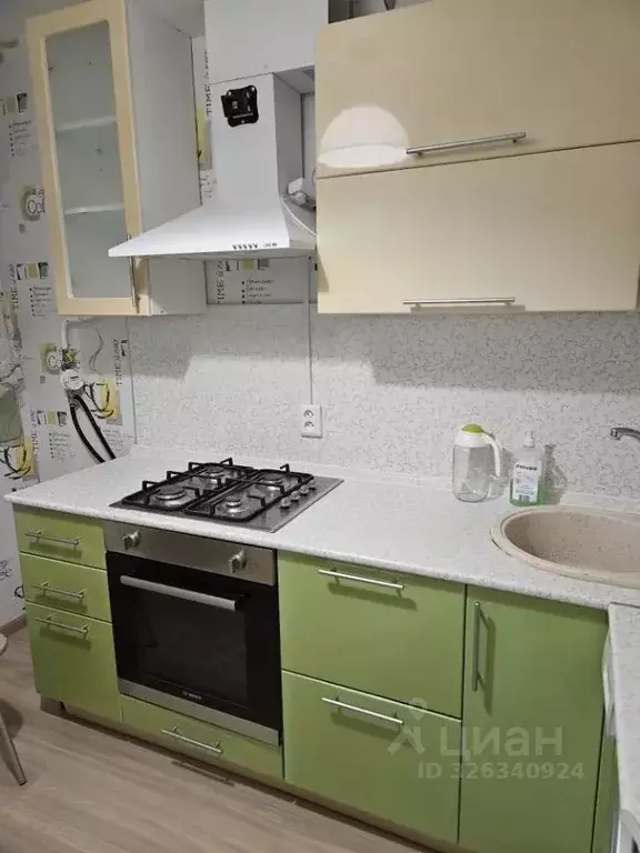 2-к кв. Пермский край, пос. Звездный ул. Бабичева, 2Г (42.8 м) - Фото 1