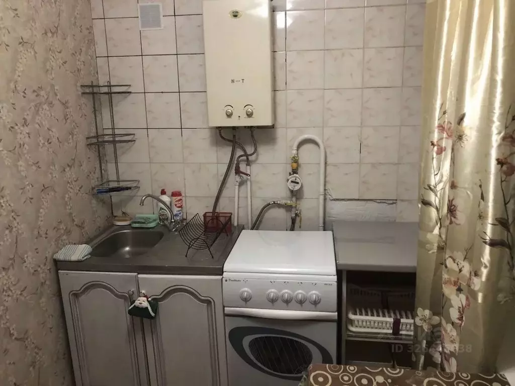 1-к кв. Белгородская область, Старооскольский городской округ, с. ... - Фото 1