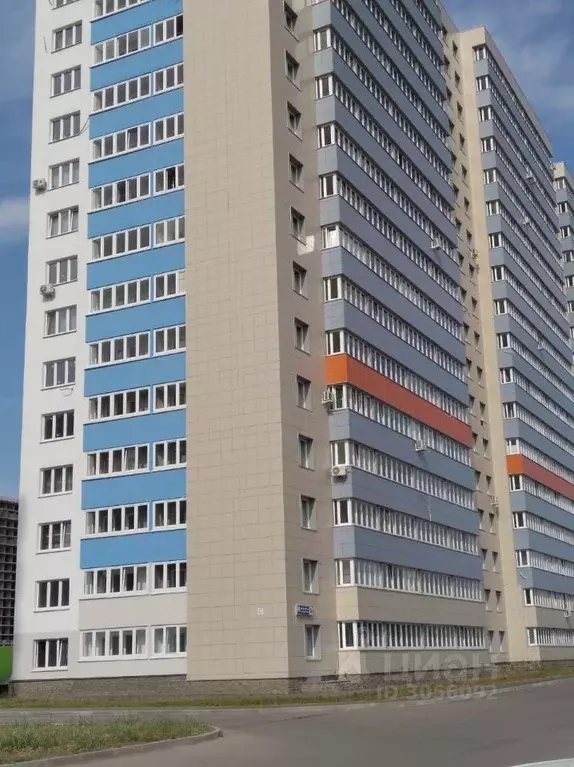 2-к кв. Башкортостан, Уфа ул. имени Фронтовых Бригад, 15 (50.0 м) - Фото 1