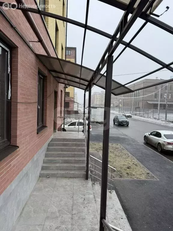 1-комнатная квартира: Владикавказ, улица Билара Кабалоева, 20 (60 м) - Фото 1