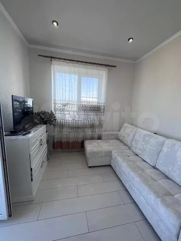 1-к. квартира, 40 м, 3/3 эт. - Фото 0
