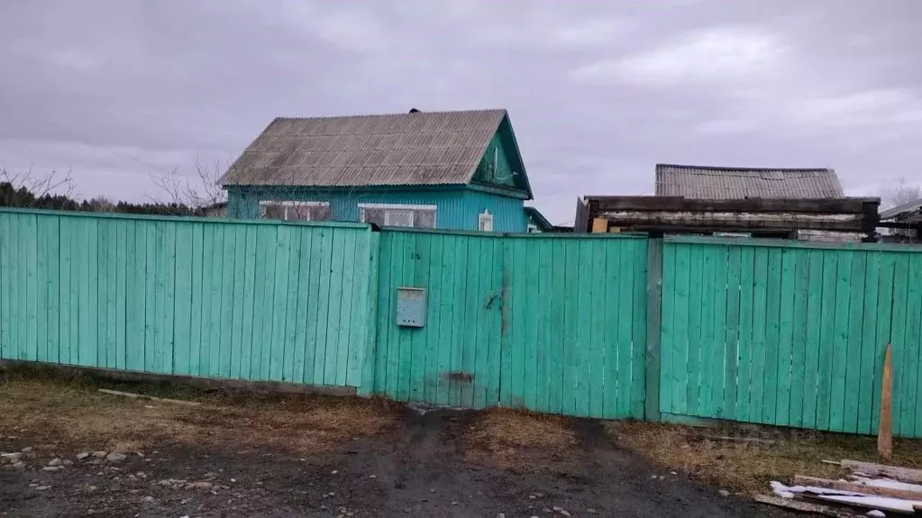 Дом в Иркутская область, Зиминский район, Хазанское муниципальное ... - Фото 1