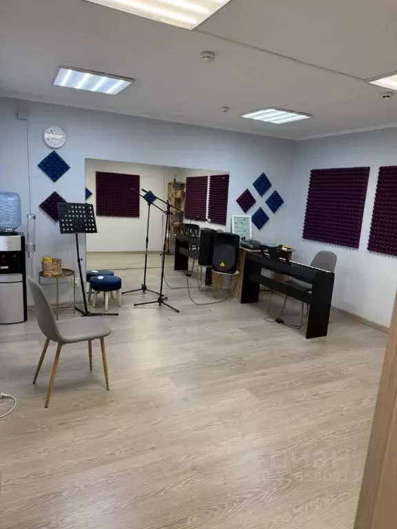 Помещение свободного назначения в Москва ул. Крымский Вал, 3С3 (39 м) - Фото 1