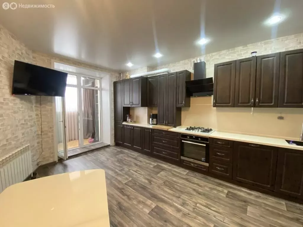 3-комнатная квартира: Кострома, улица Красная Слобода, 20 (108 м) - Фото 1