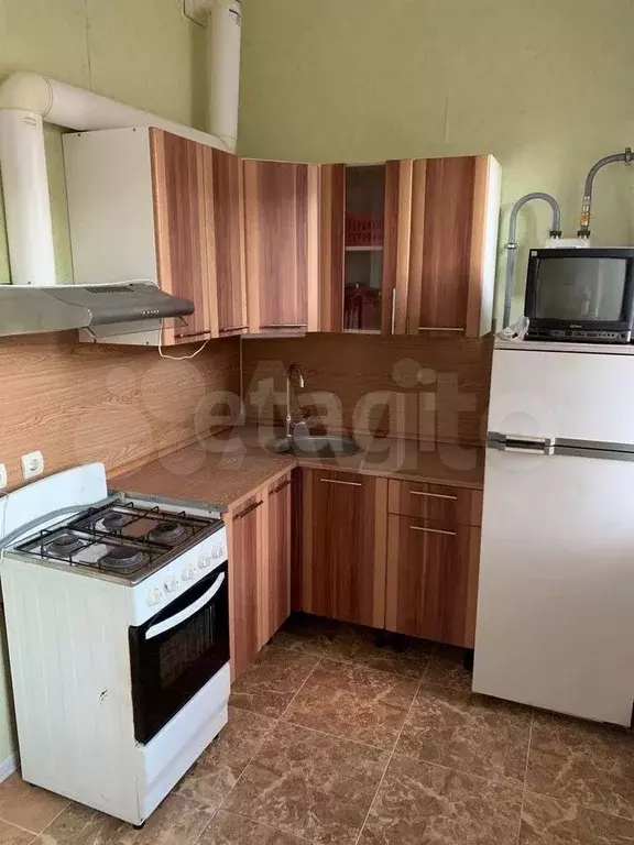 1-к. квартира, 40 м, 1/9 эт. - Фото 0