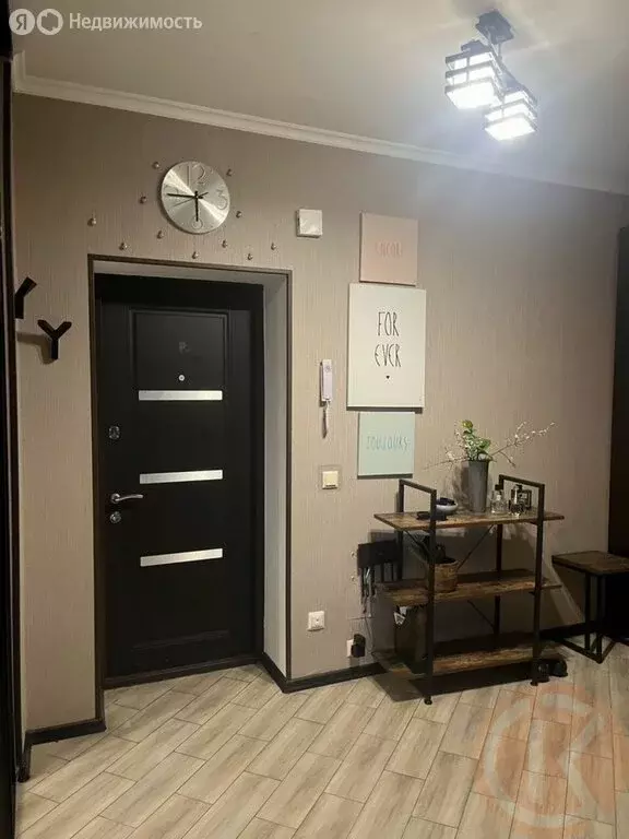 1-комнатная квартира: Симферополь, Луговая улица, 6Н/2А (60 м) - Фото 0