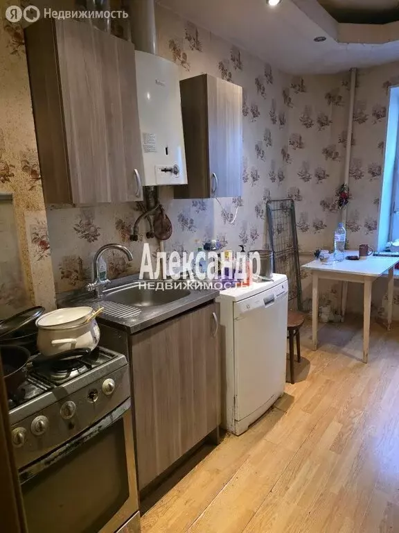 3-комнатная квартира: Санкт-Петербург, Малый проспект Петроградской ... - Фото 2