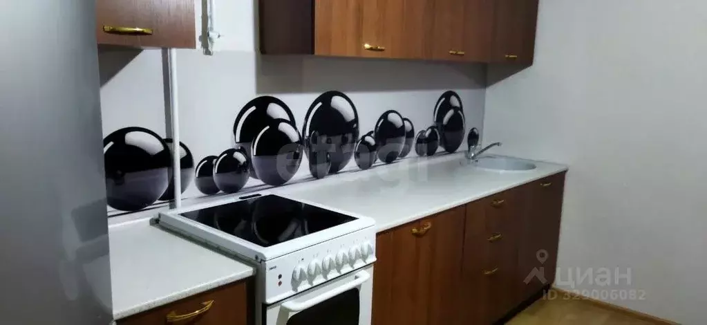 3-к кв. Башкортостан, Уфа ул. Чудинова, 7/1 (80.8 м) - Фото 1