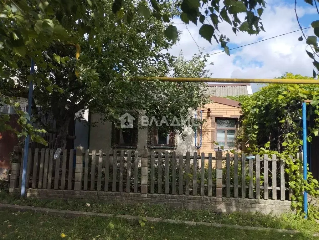 Дом в Белгородская область, Корочанский район, с. Мелихово Садовая ... - Фото 1